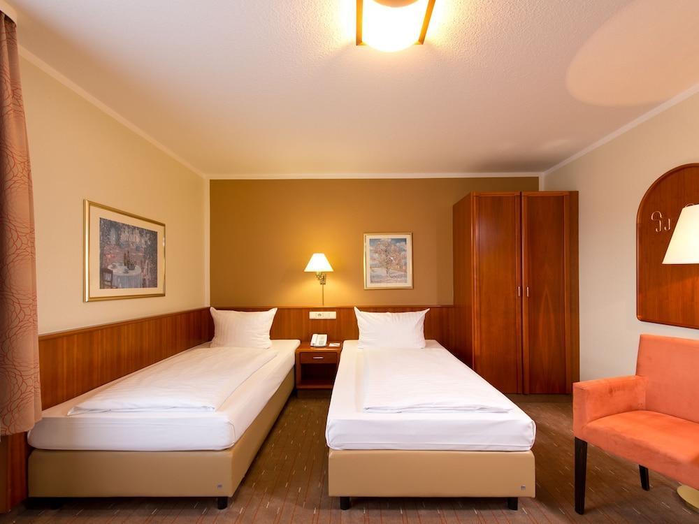 Achat Hotel Schwarzheide Lausitz Bagian luar foto