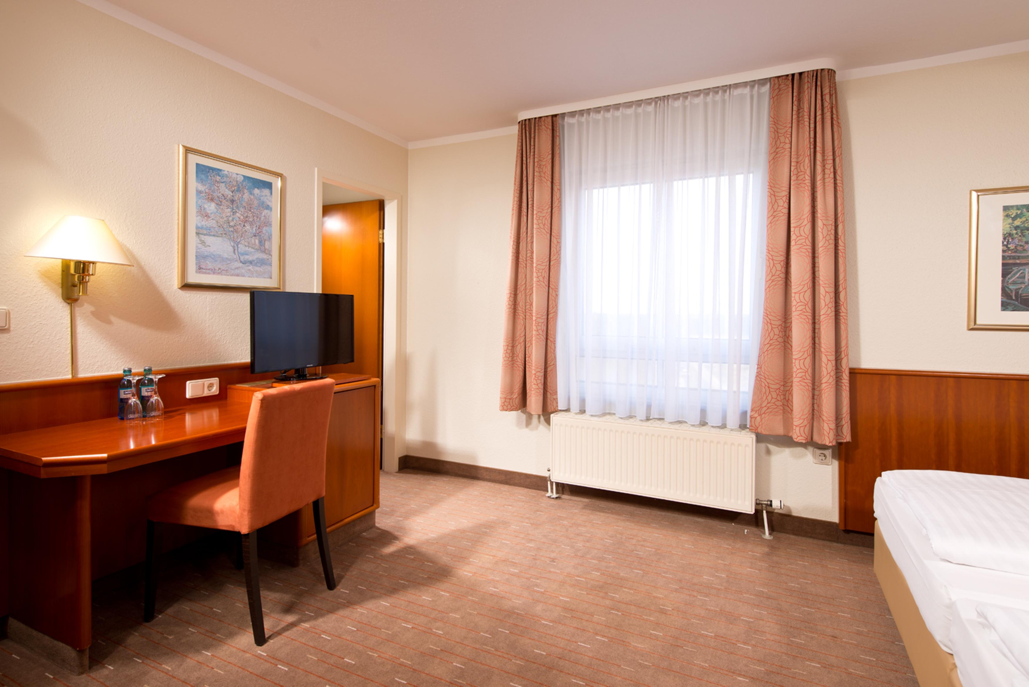 Achat Hotel Schwarzheide Lausitz Bagian luar foto