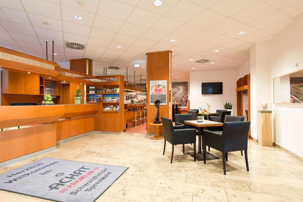 Achat Hotel Schwarzheide Lausitz Bagian luar foto
