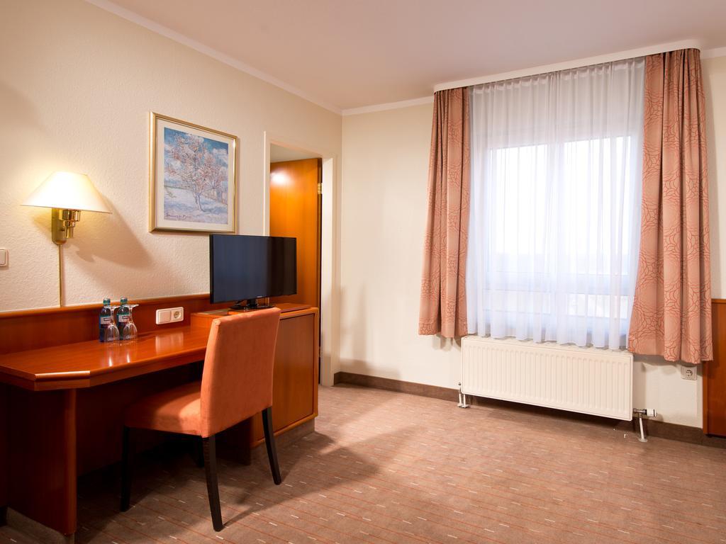 Achat Hotel Schwarzheide Lausitz Bagian luar foto